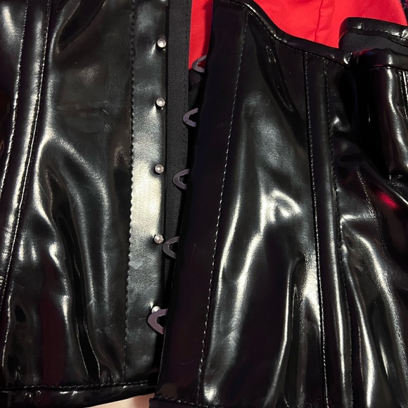 Underbust Black PVC Orchard Corset - Picture 5 of 6